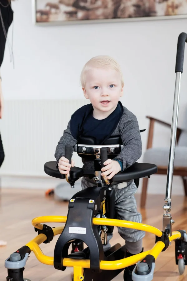 DYNAMIC stander for children MUSTANG R82 - Image 9