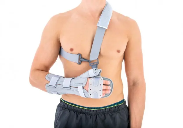 Wrist brace long open hand and forearm AM-OSN-L-02 - Image 1
