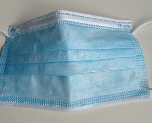 Disposable surgical masks, three-layer mask, packaging of 50 pcs.