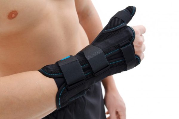 Wrist brace with thumb stabilization AS-NX-02