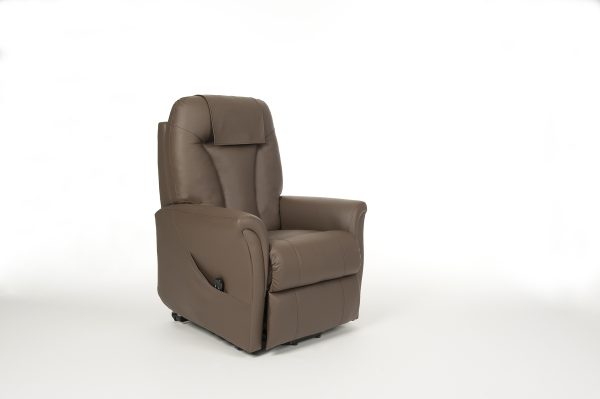 Montreal geriatric chair
