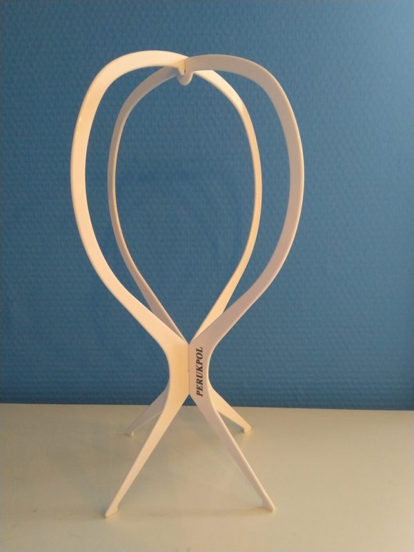 Wig stand