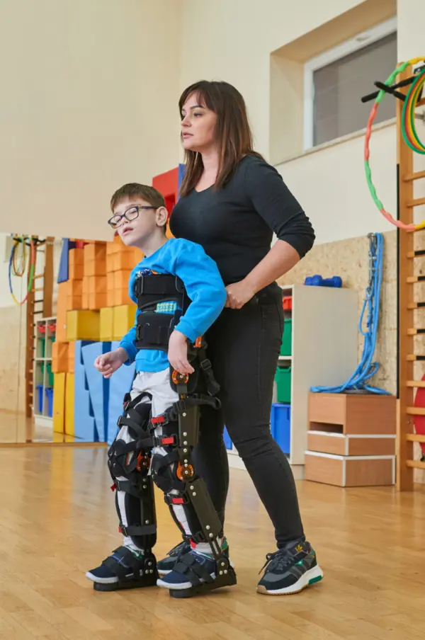 WALKER HKAFO Pediatryczna orteza biodrowo kolanowo skokowo stopowa - obrazek 6